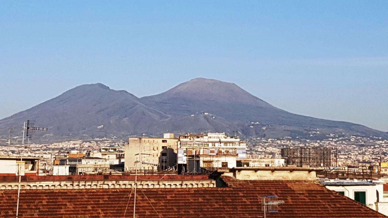 فندق Il Balconcino نابولي المظهر الخارجي الصورة