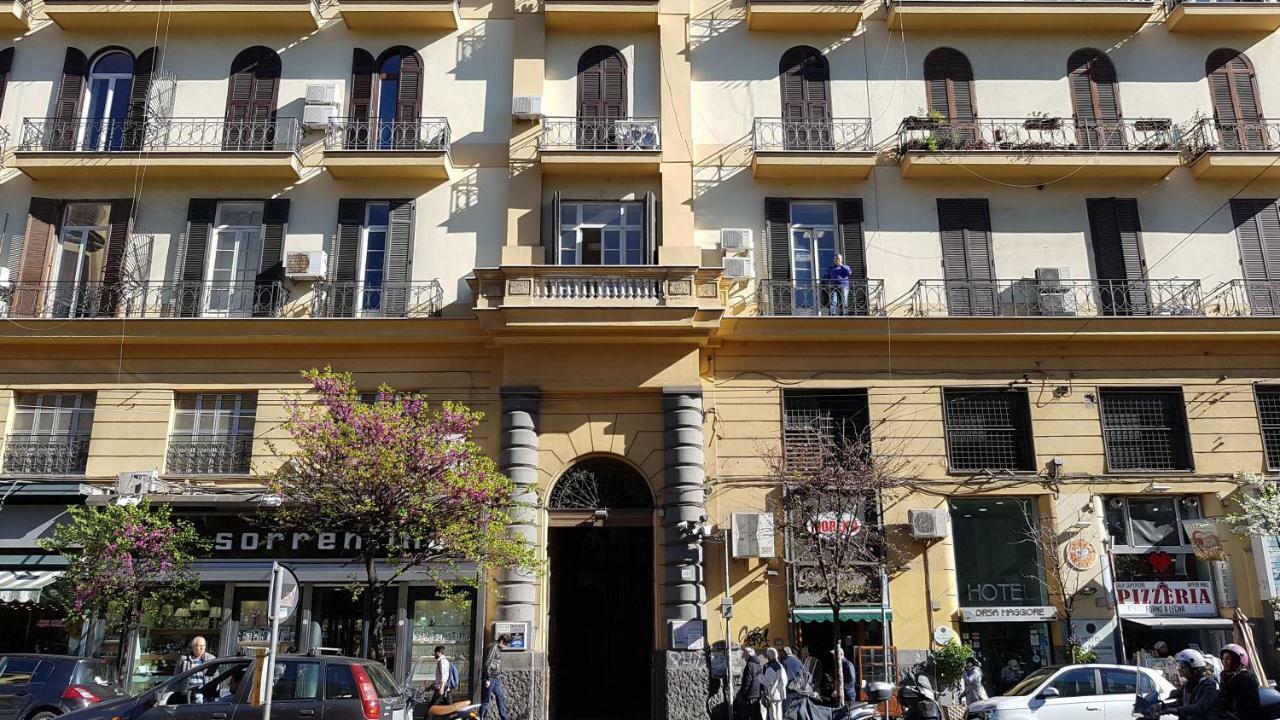 فندق Il Balconcino نابولي المظهر الخارجي الصورة