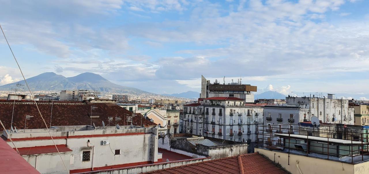 فندق Il Balconcino نابولي المظهر الخارجي الصورة